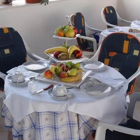 Klaudija S Charming & - Two Bedroom Trogir