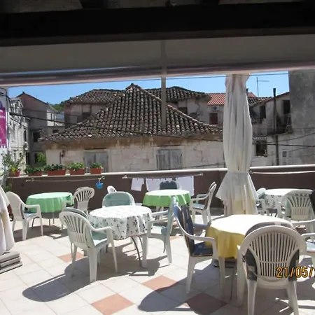 Klaudija S Charming & - Two Bedroom *
